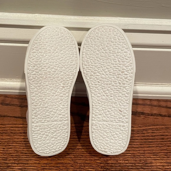 Stuart Weitzman toddler girl slip on sneakers - Picture 4 of 7
